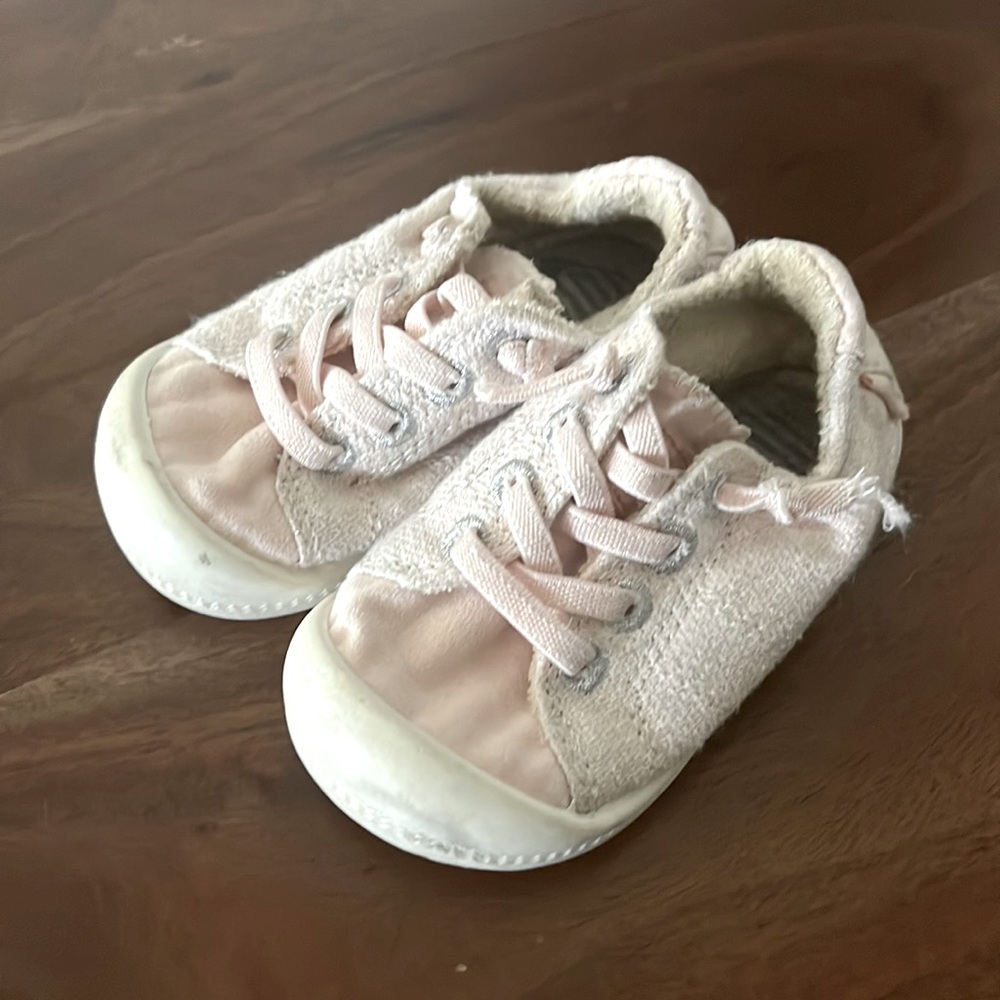 Roxy toddler girl sneakers